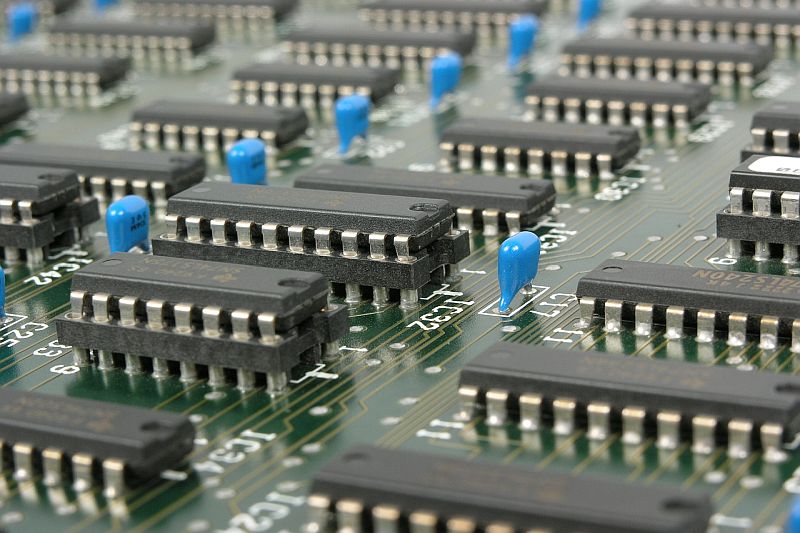 ТУ-София организира курс по проектиране на аналогови CMOS интегрални схеми ТУ-София организира курс по проектиране на аналогови CMOS интегрални схеми