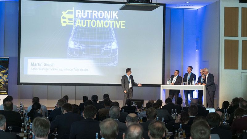 Близо 240 специалисти посетиха втория автомобилен конгрес на Rutronik Близо 240 специалисти посетиха втория автомобилен конгрес на Rutronik