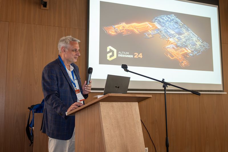 Финалите на състезанието по проектиране увенчаха тазгодишната Electronics & PCB Design Conference Финалите на състезанието по проектиране увенчаха тазгодишната Electronics & PCB Design Conference