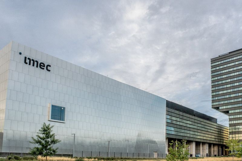 Imec демонстрира кюбитно устройство с квантови точки, изработено чрез High NA EUV литография Imec демонстрира кюбитно устройство с квантови точки, изработено чрез High NA EUV литография